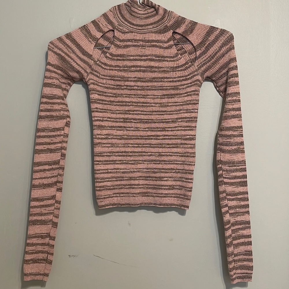 Cute Striped Turtle Neck With Holes
